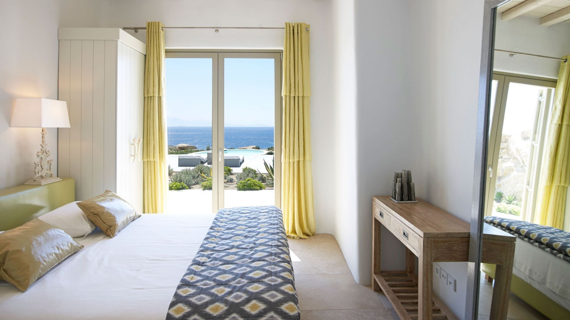 Paradise Bay Two