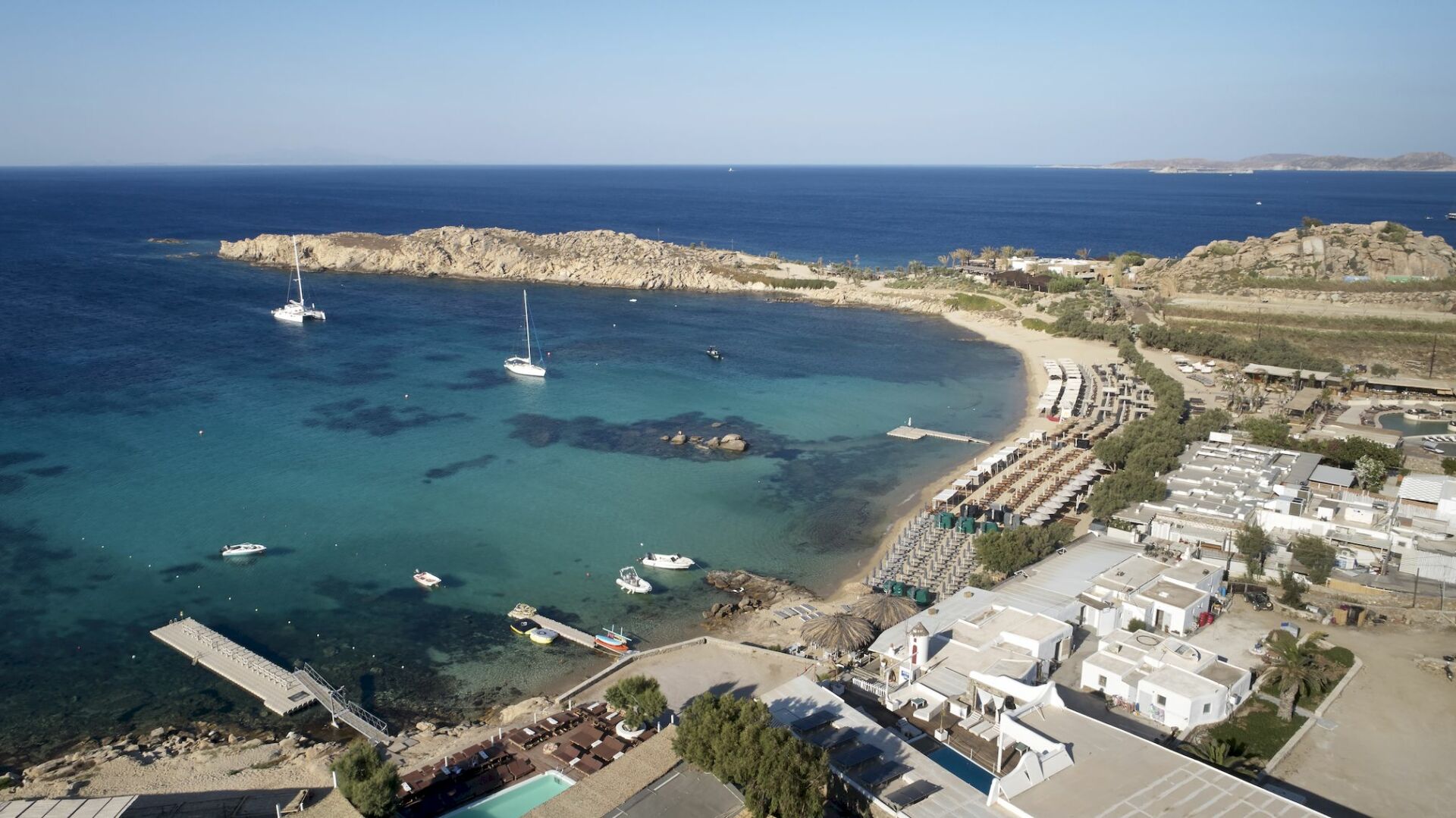 Paradise Bay Complex