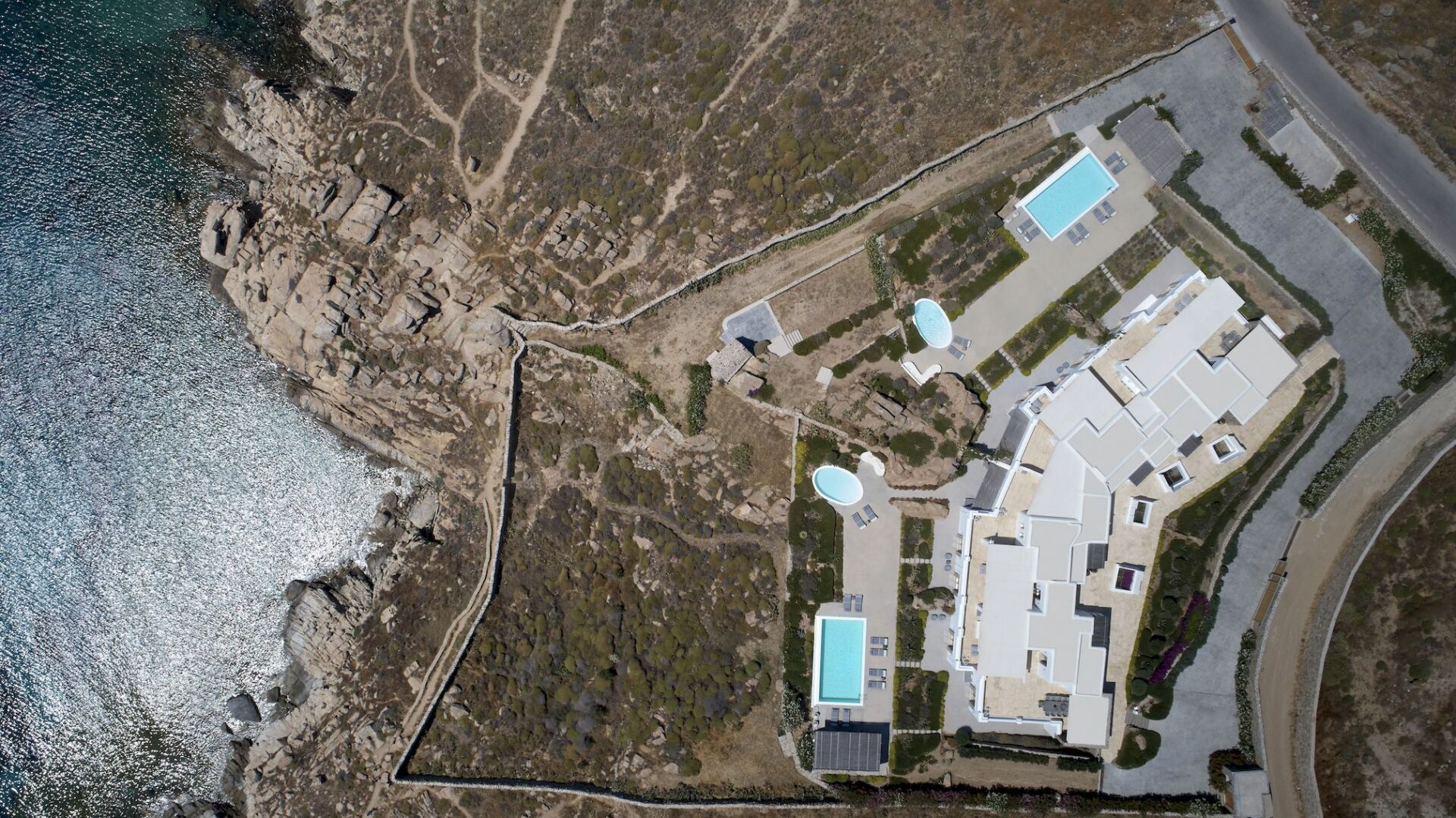 Paradise Bay Complex
