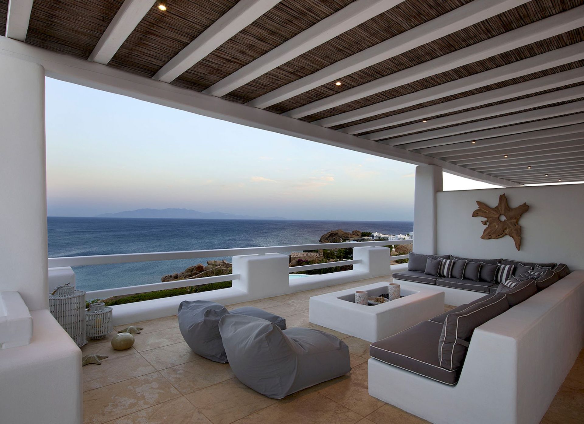 Paradise Bay One
