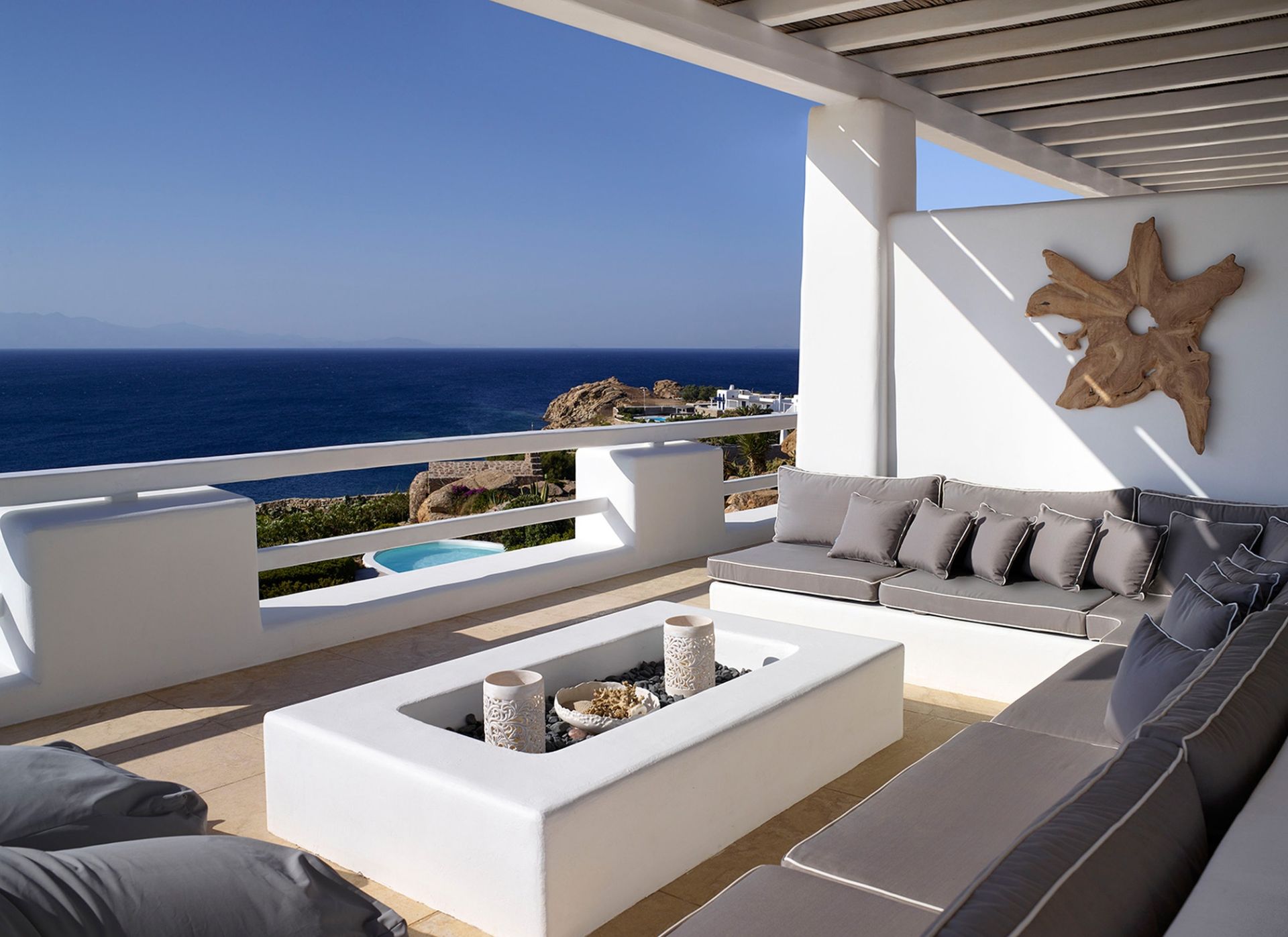 Paradise Bay One