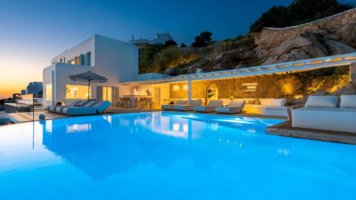 https://staging.mlv.villas/wp-content/uploads/2017/02/Luxury-Villa-Mykonos-Royal-Blue-31.jpg thumbnail