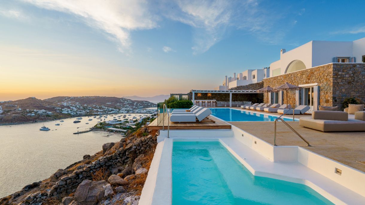 https://staging.mlv.villas/wp-content/uploads/2017/02/Mykonos-luxury-villa-Blue-Diamond-14.jpg thumbnail