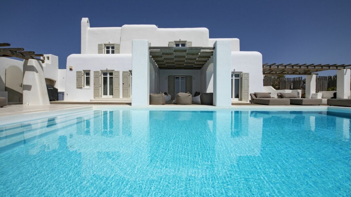 https://staging.mlv.villas/wp-content/uploads/2017/05/Villa-Amira-2-1.jpg thumbnail