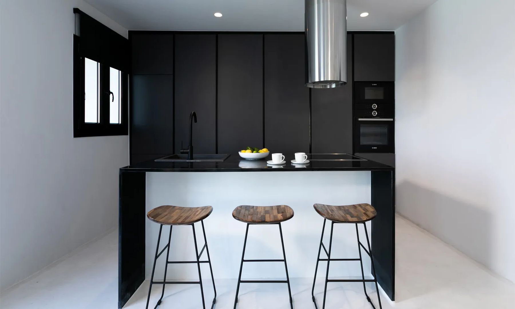 Black Velvet Complex