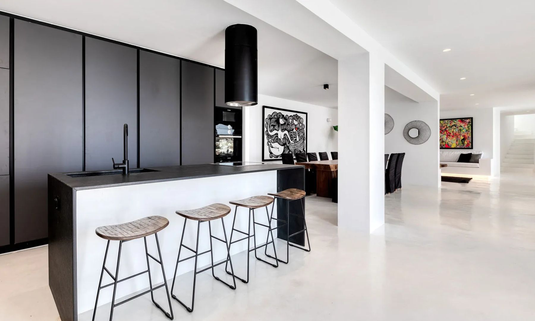 Black Velvet Complex
