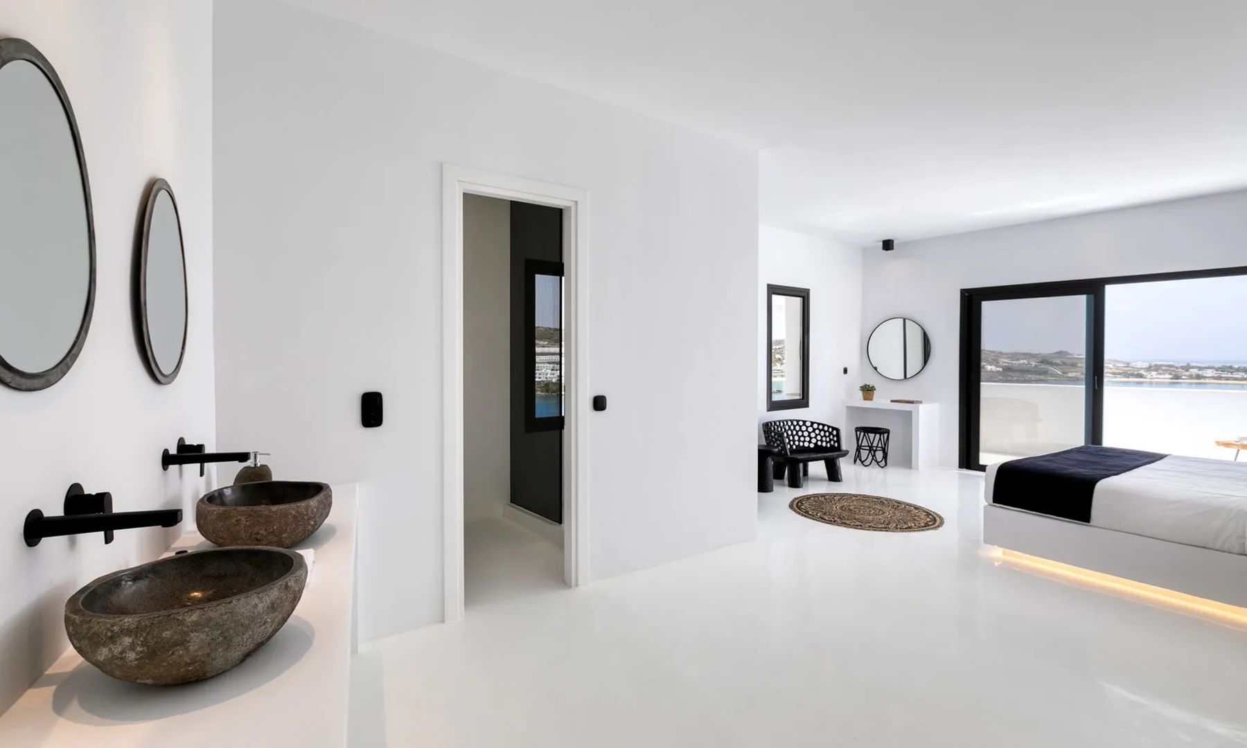 Black Velvet Complex