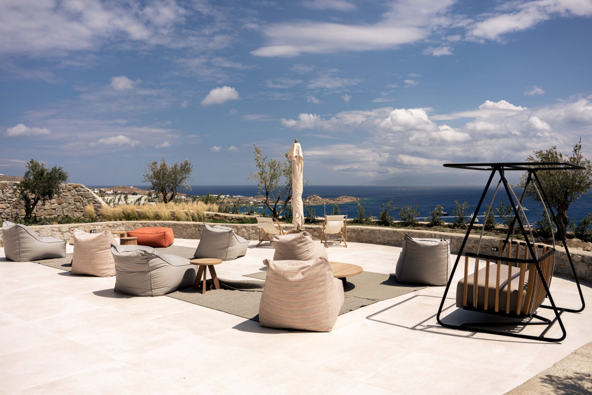 Psarou Retreat
