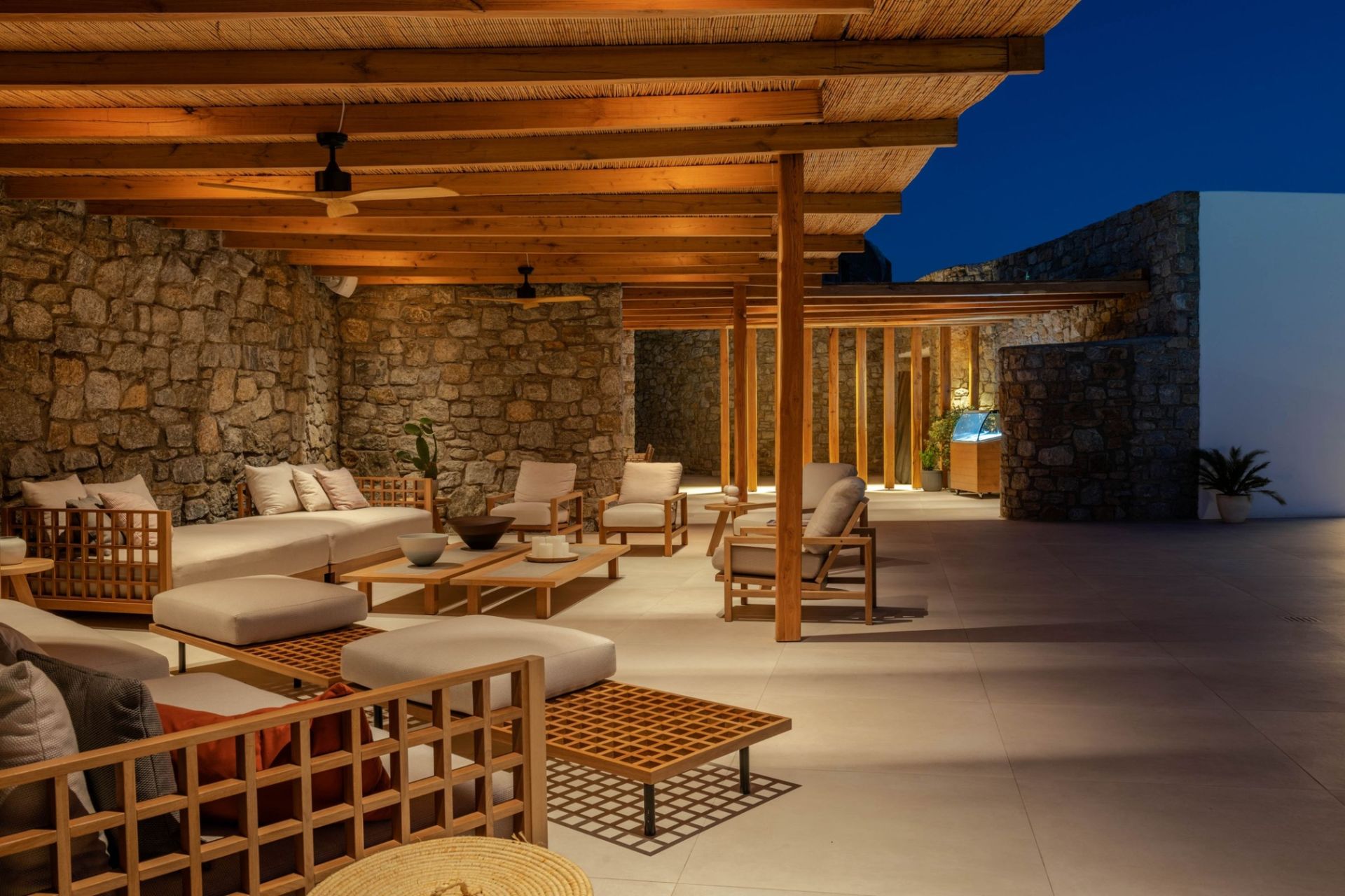 Psarou Retreat