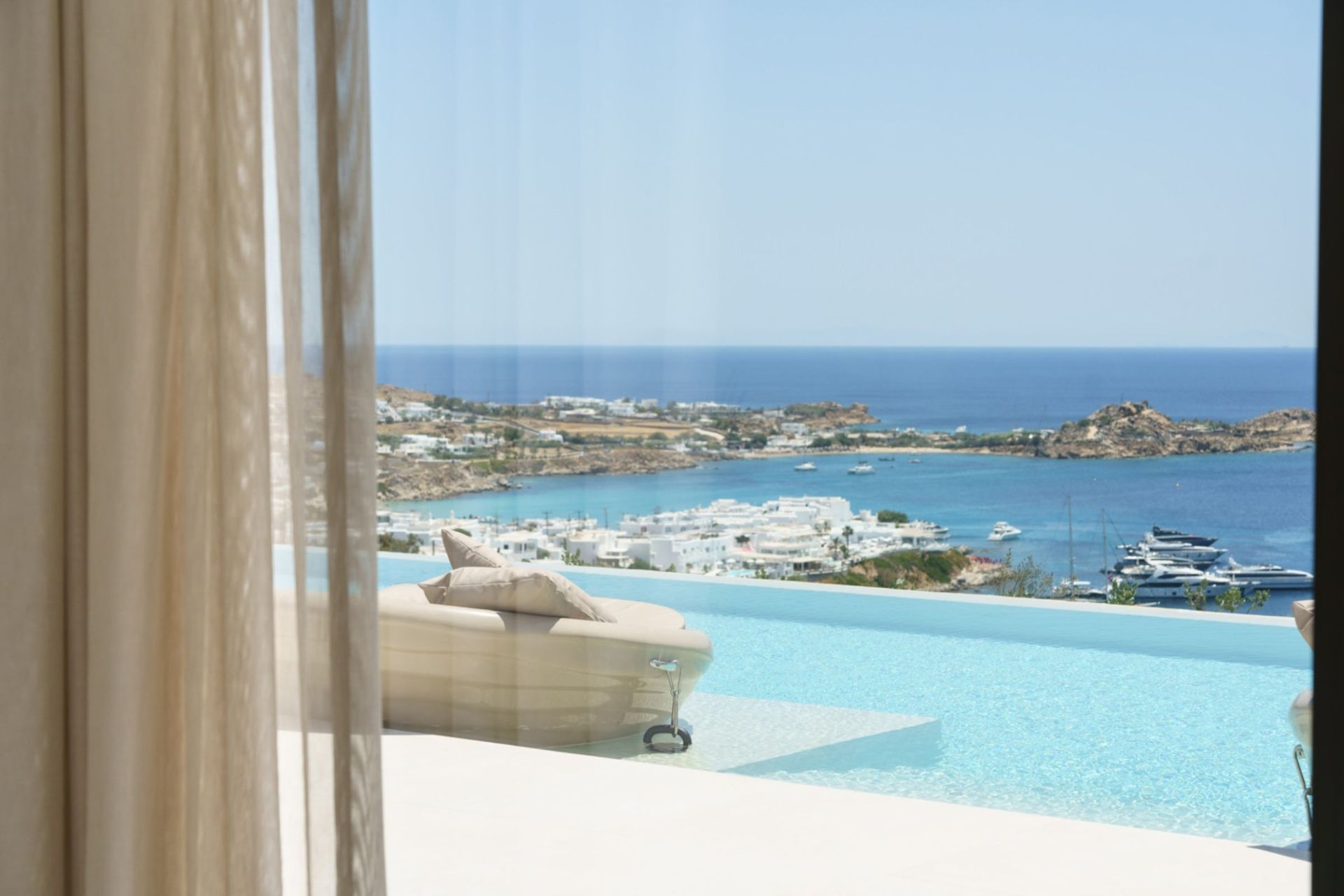 Psarou Retreat
