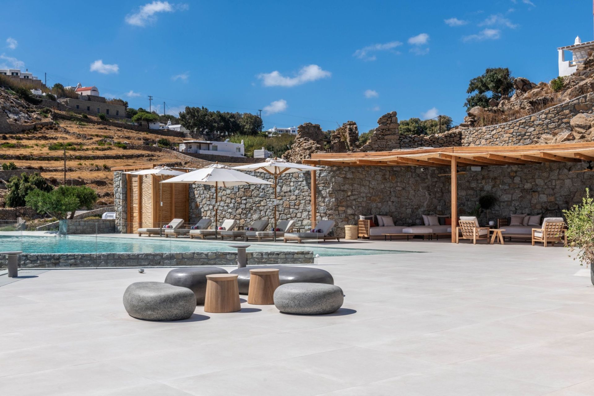 Psarou Retreat