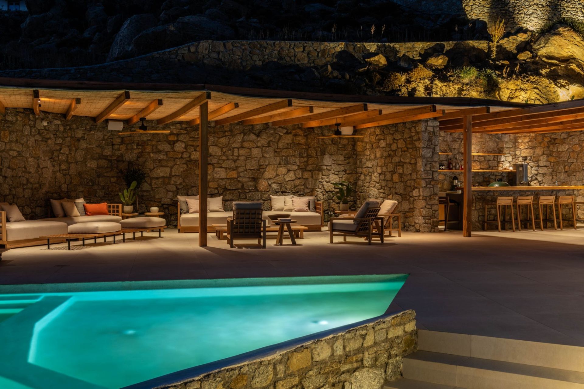 Psarou Retreat
