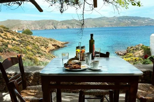 Kiki’s Tavern