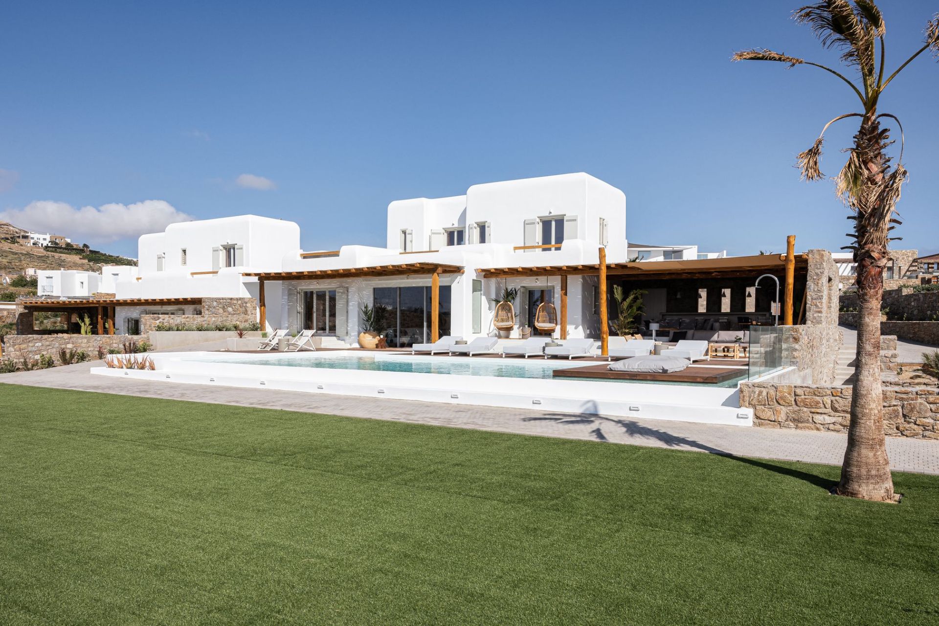 Thalassa Four