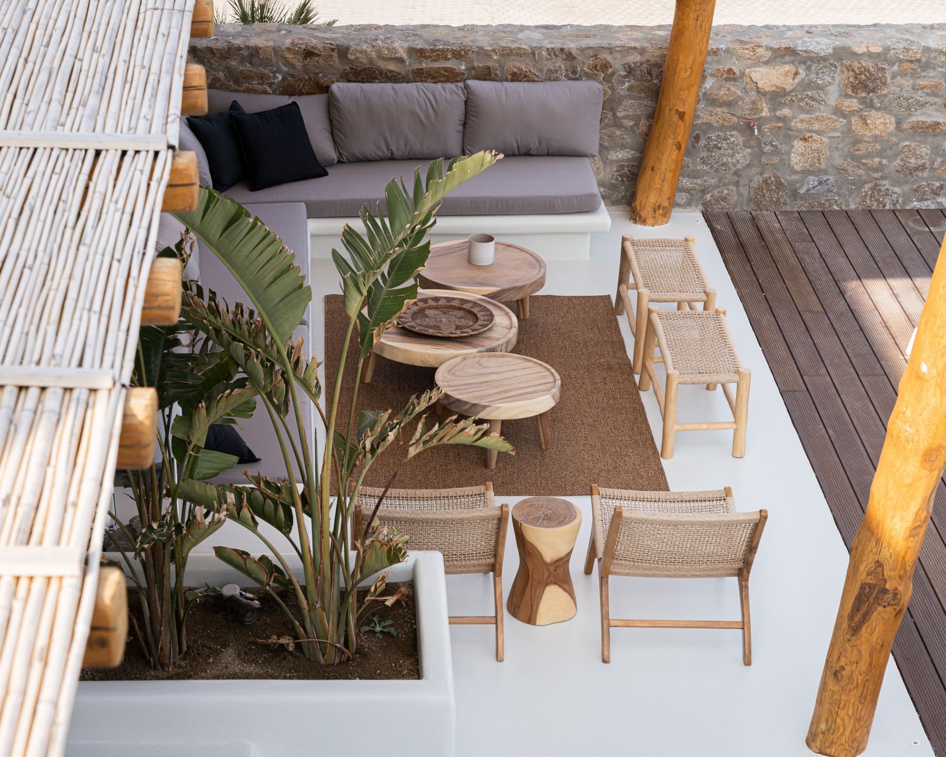 Thalassa Four