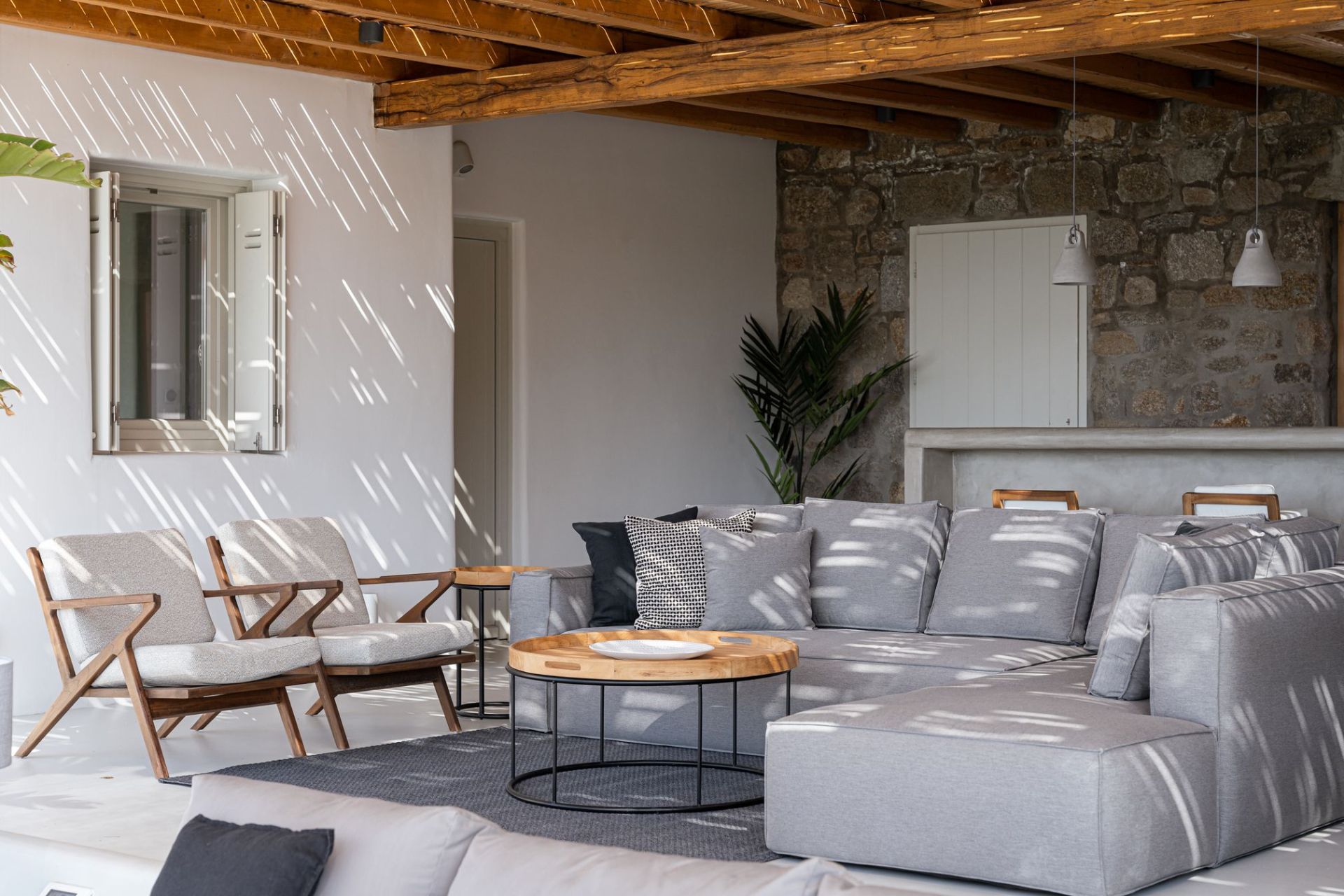 Thalassa Four