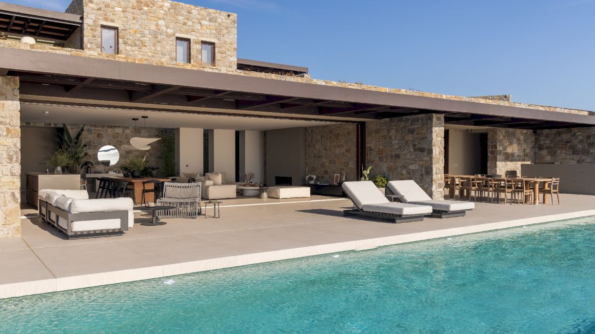 https://staging.mlv.villas/wp-content/uploads/2023/11/Mykonos-villa-Sand-Stone-10.jpg thumbnail