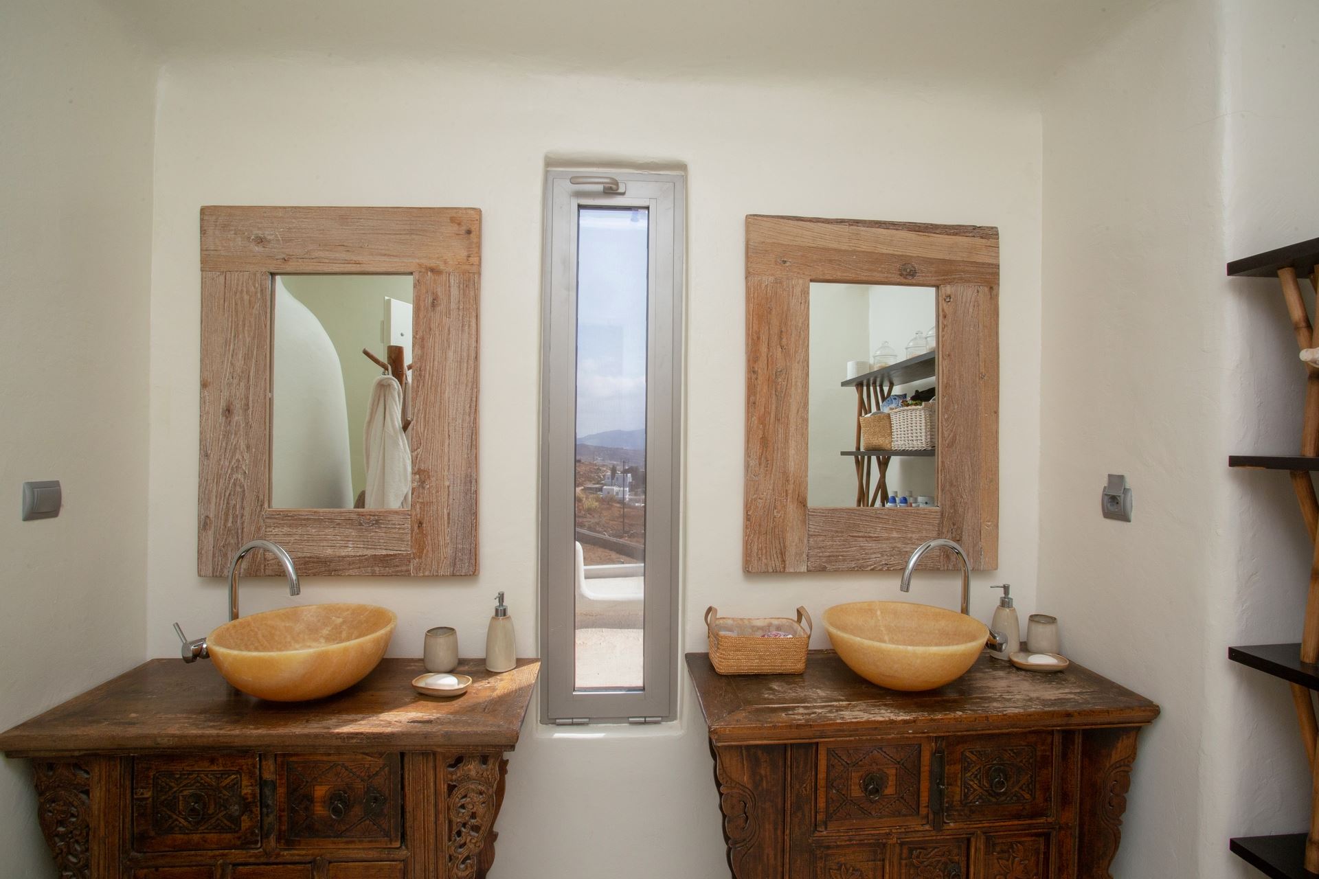Harmonia Retreat