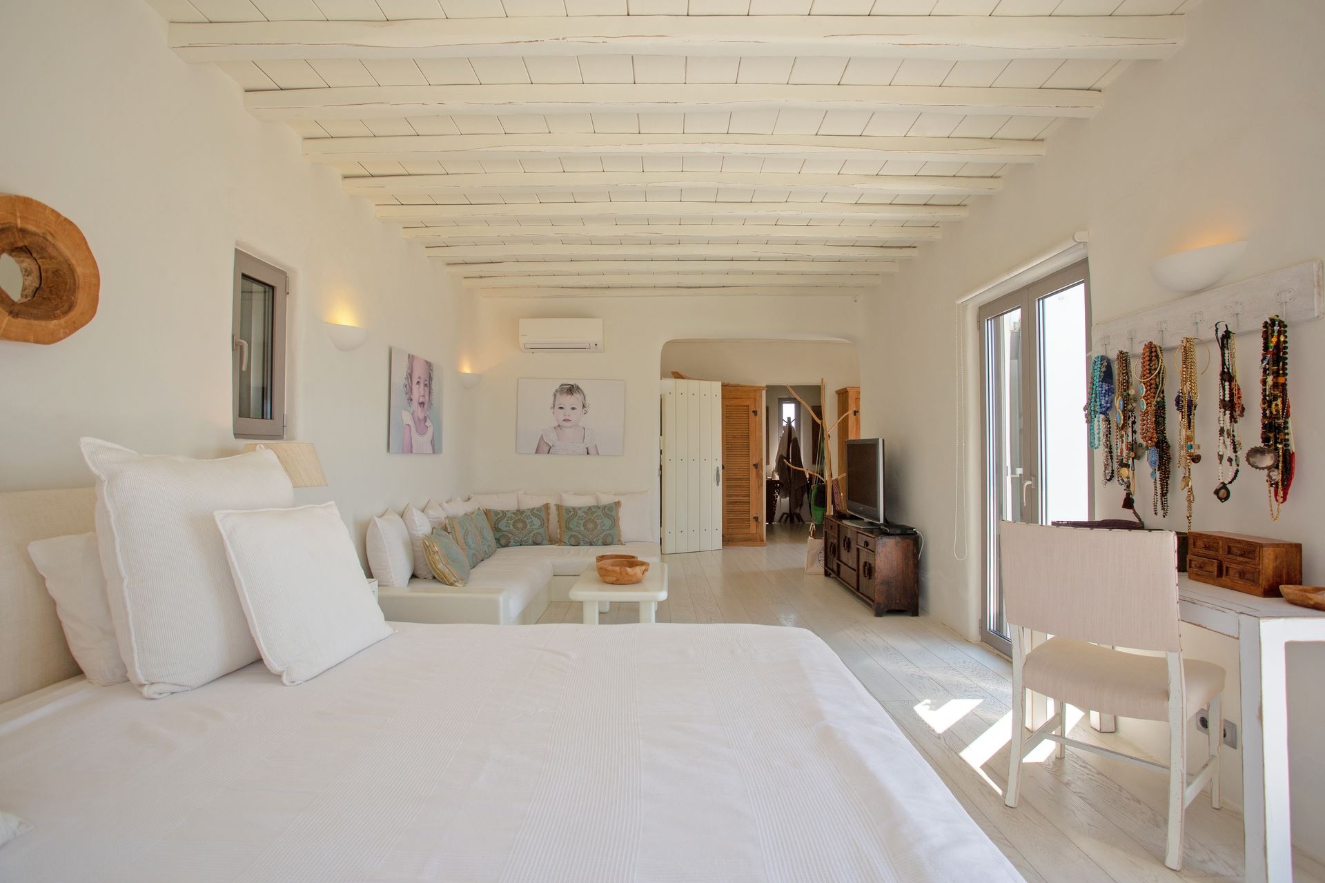 Harmonia Retreat
